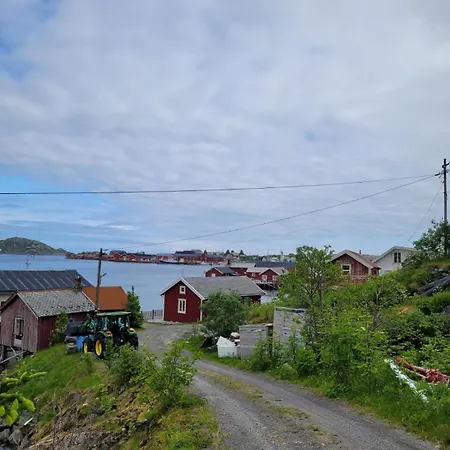 Reine Harbour Daire *